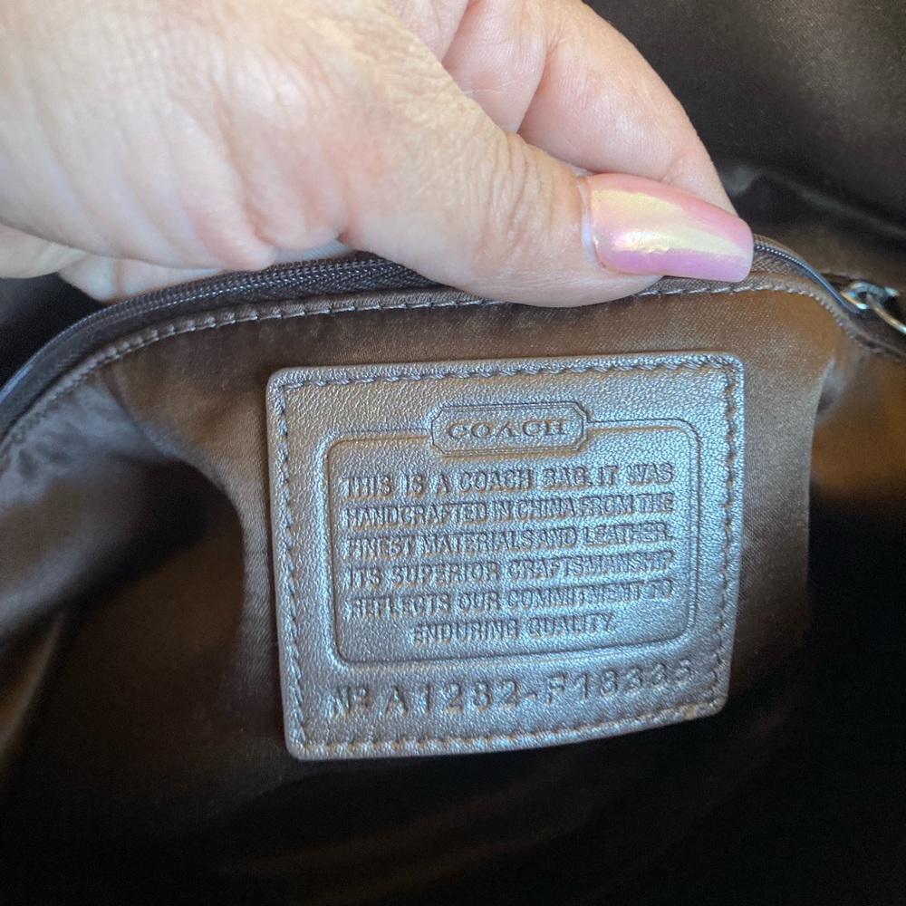 Coach monogram tote - Picture 8 of 11